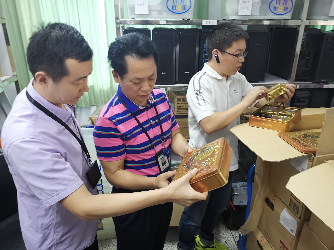 你可能吃了个假月饼！深圳中秋“月饼保卫战”查扣900盒！