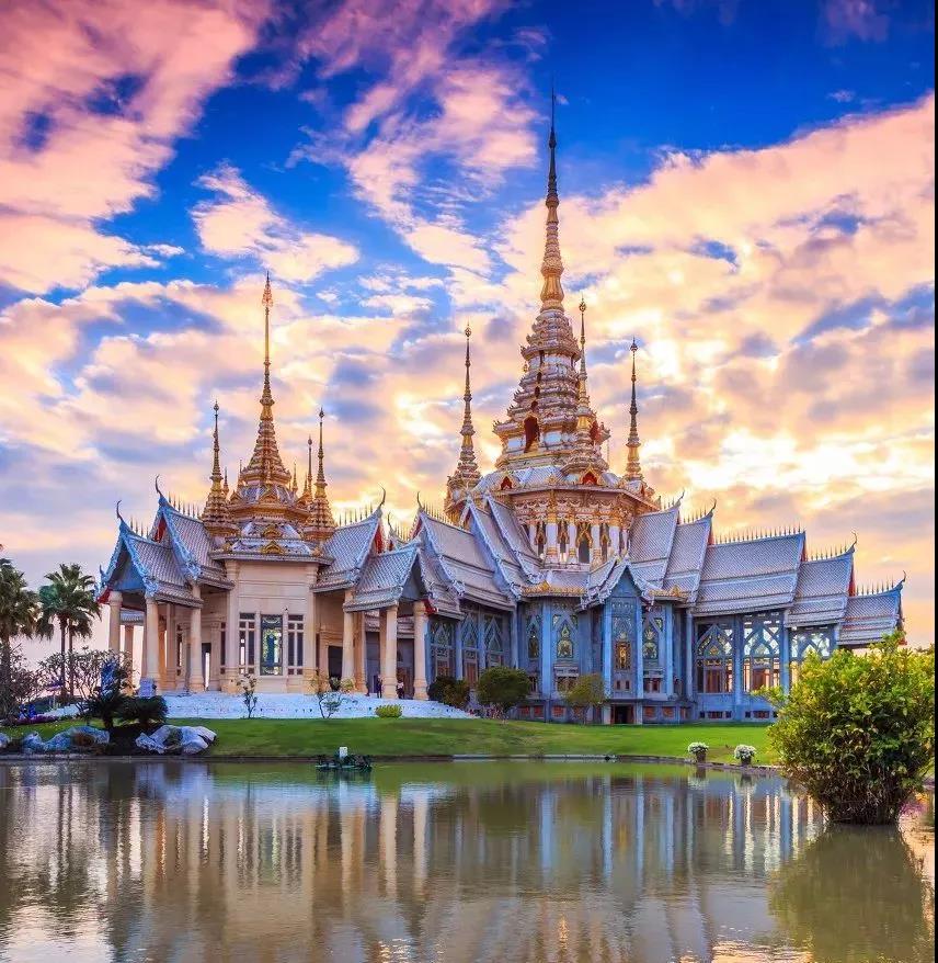 【泰国】11月去泰国旅游，最正确的打开方式，超美够全