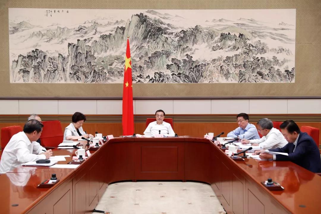 李克强：积极应对气候变化 深化节能减排